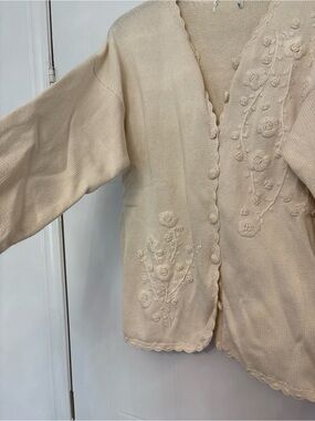 Cream Embroidered Teddy Jacket - Women's Cozy Floral Cardigan